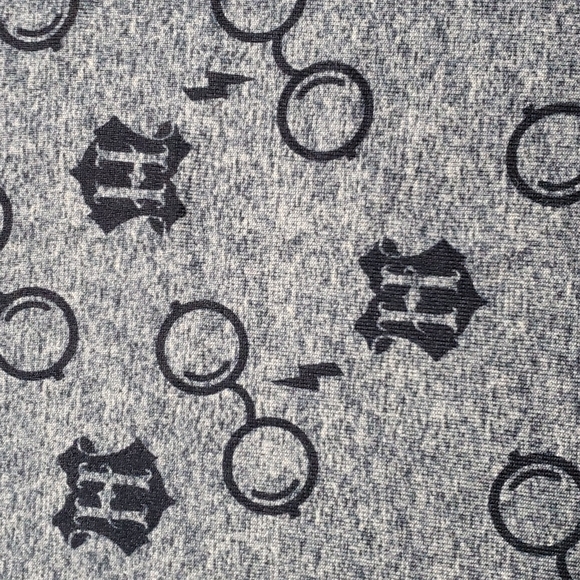 Universal Studios Wizarding World of Harry Potter - Long Sleeve - Picture 6 of 7